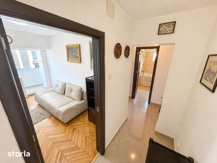 Apartament cu 4 camere decomandat în Centrul Civic