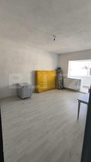 Apartament cu 4 camere decomandat în Burdujeni