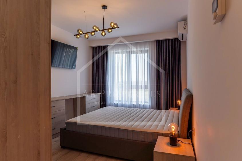 Apartament cu 3 camere decomandat, mobilat în Sisești