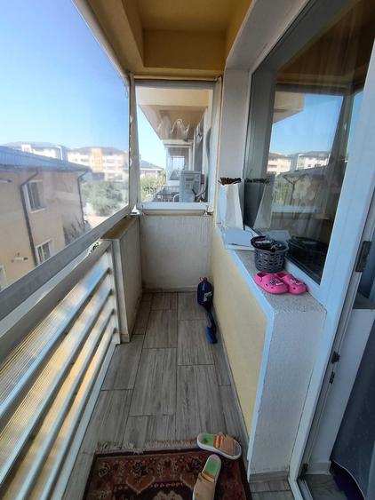 Apartament cu 2 camere decomandat în Miroslava
