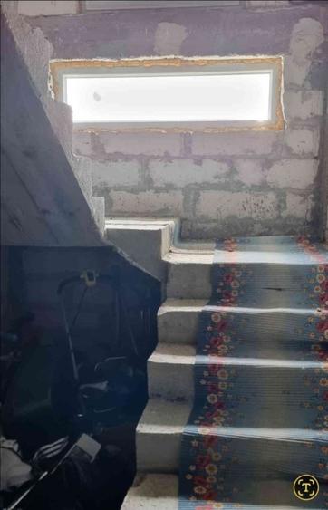 Casă individuală cu 5 camere cu Garaj în Mânăstioara