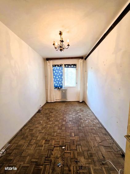 Apartament cu 3 camere decomandat în Tătărași
