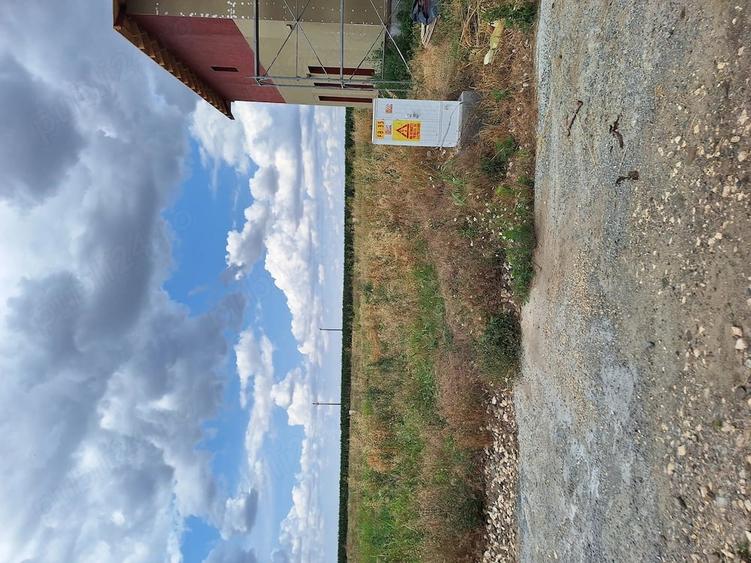 Proprietar Vand teren 378 mp in Valu Traian, str. Atena, deschidere 14m 55.000 - 1