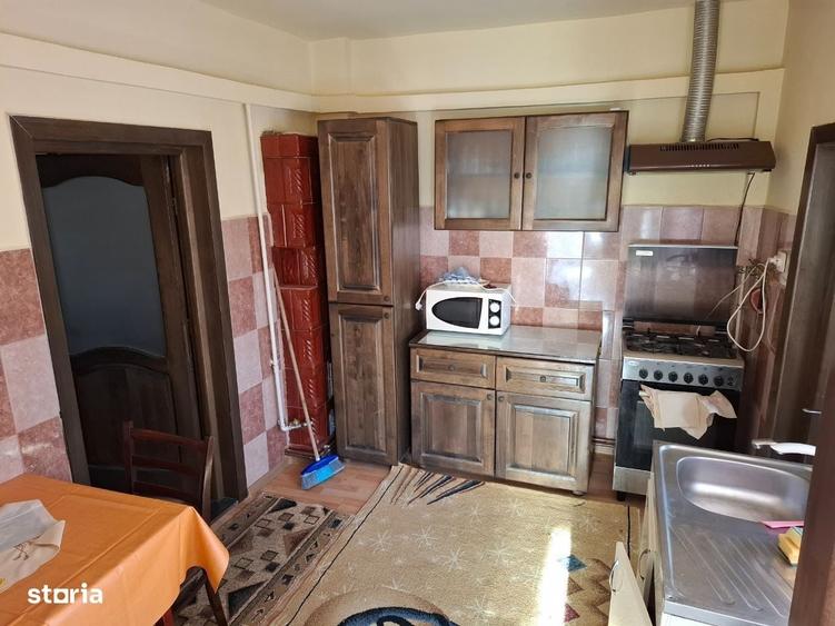 Casă cu 3 camere cu Teren 280 Mp în CFR