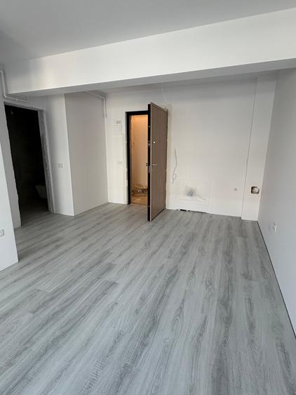 Apartament cu 2 camere decomandat în Olteniței
