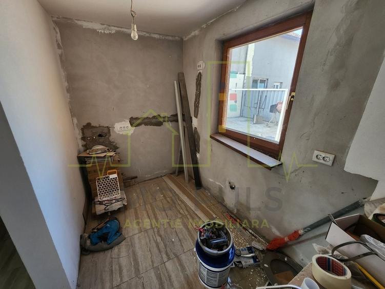 Casă individuală cu 4 camere cu Canalizare în Șag