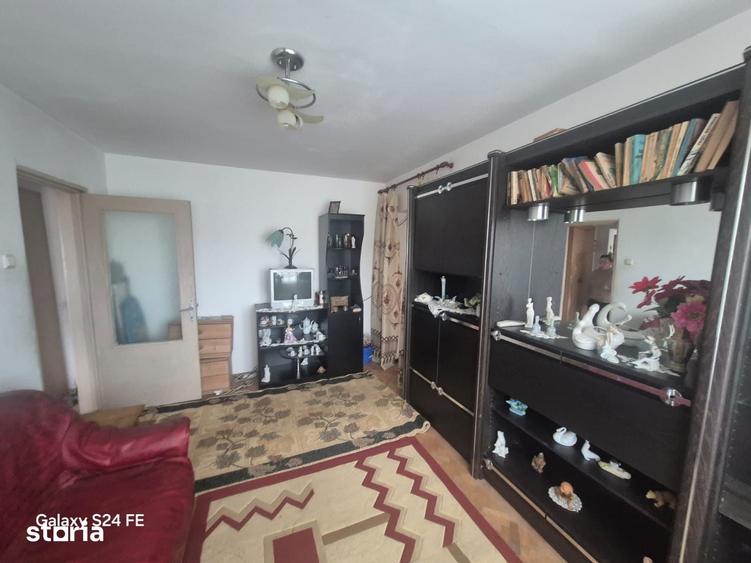 Apartament cu 3 camere în Dărmănești