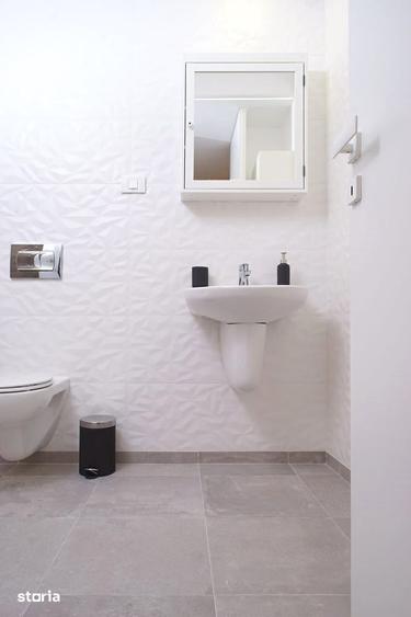 Apartament cu 3 camere, mobilat în Central
