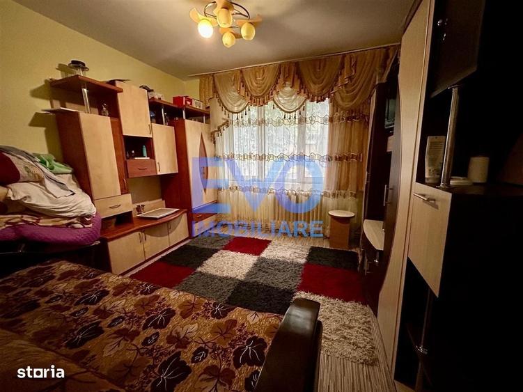 Apartament cu 3 camere în Alexandru cel Bun