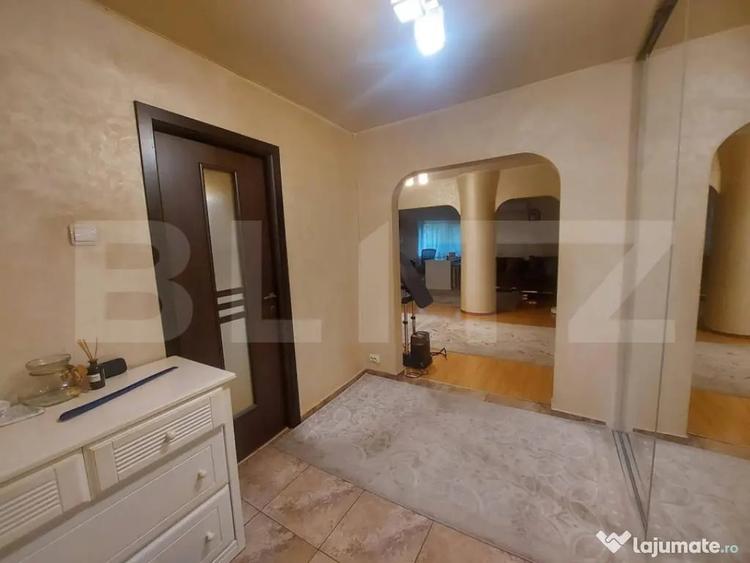 Apartament cu 3 camere decomandat în Obcini