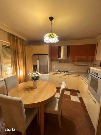 Casă cu 5 camere cu Teren 750 Mp în Central