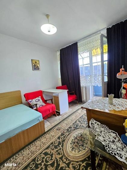 Apartament cu 2 camere semidecomandat în Negru Vodă
