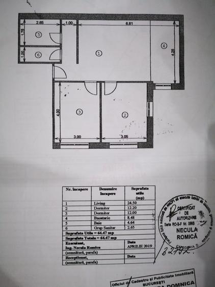 Apartament cu 3 camere semidecomandat, mobilat în Moinești