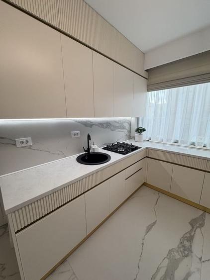Apartament cu 4 camere decomandat în Popoveni