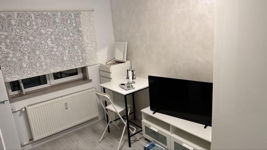 Apartament cu 2 camere semidecomandat în Dristor