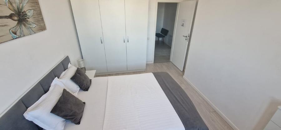 Apartament cu 2 camere decomandat în Giulești