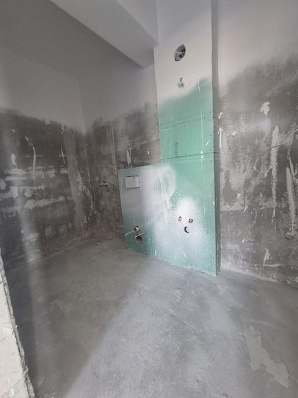 Apartament cu 3 camere decomandat în Theodor Pallady