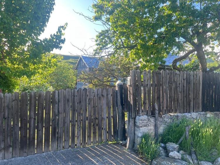 Casă cu 3 camere în Văleanca-Vilănești