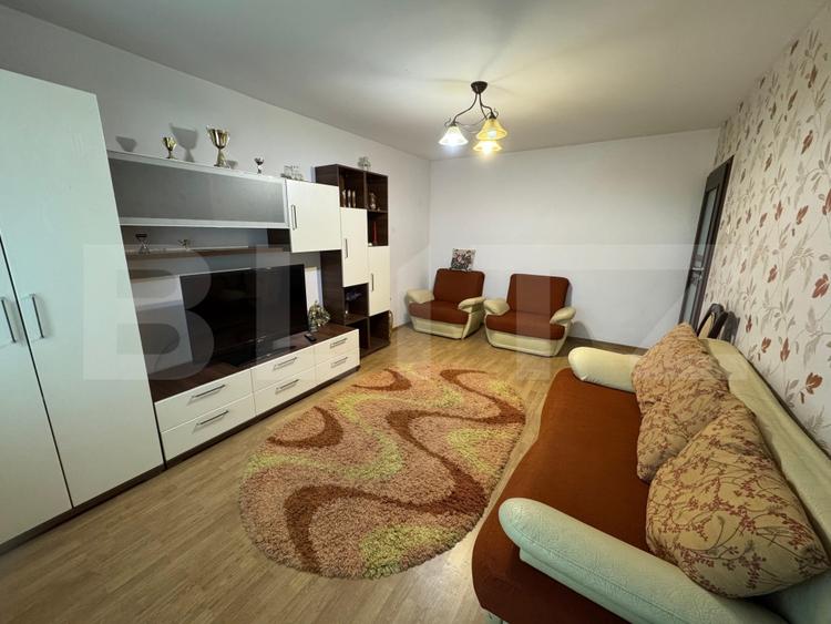 Apartament cu 2 camere decomandat, mobilat în 1 Mai
