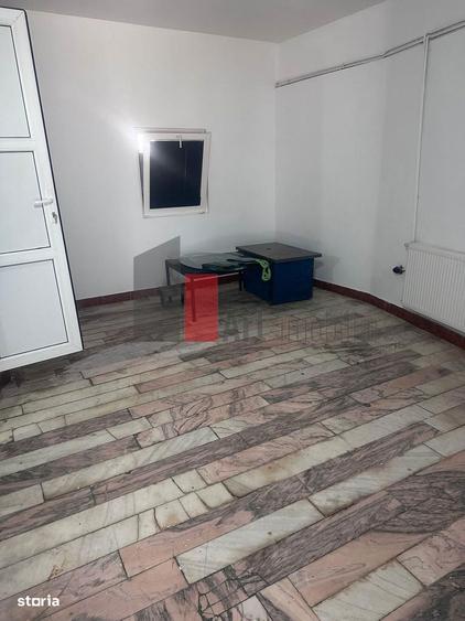 Spațiu comercial, de 300 mp, în Gara de Nord