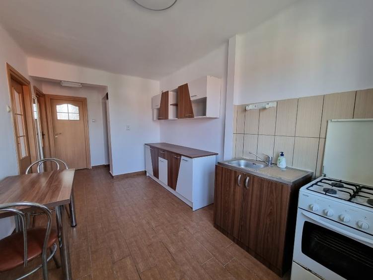Apartament cu 2 Camere Decomandate - Foarte Aproape de Facultati - 7