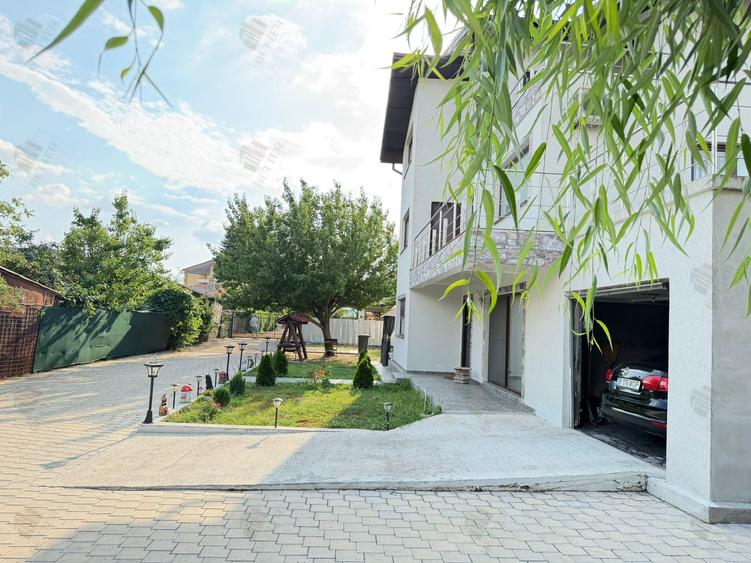Casă individuală cu 5 camere cu Canalizare în Central