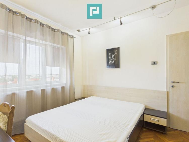 Apartament cu 3 camere decomandat în Aurel Vlaicu