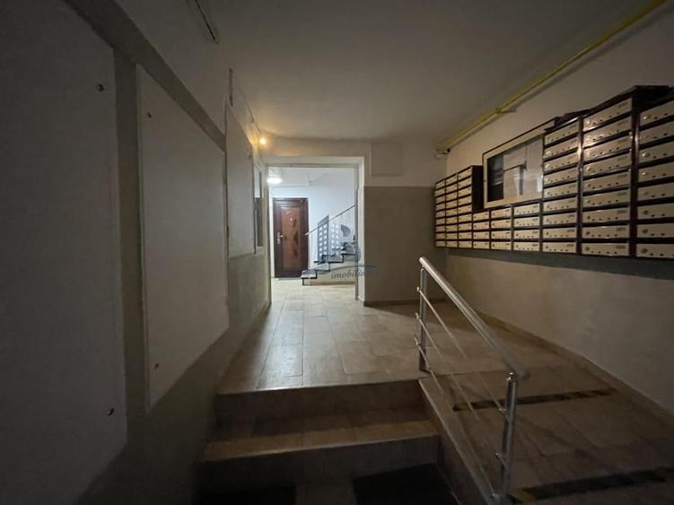 Apartament cu 2 camere decomandat, mobilat în Tei