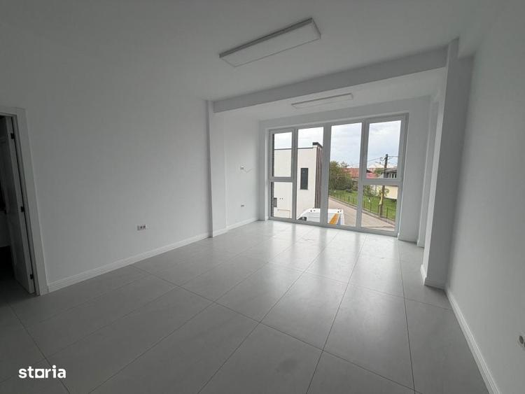 Spațiu comercial, de 30 mp, în Central