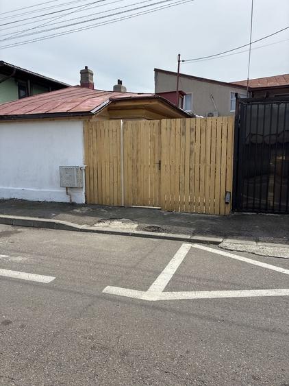 Casă cu 3 camere în Central