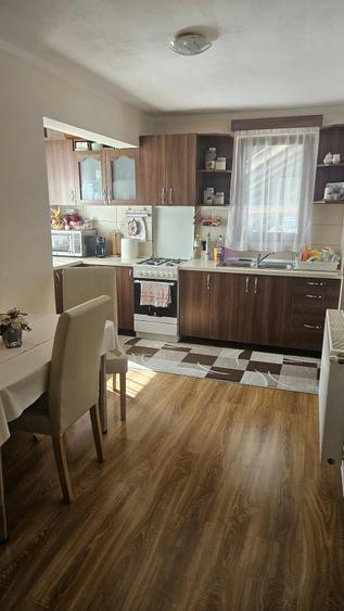 Casă cu Teren 700 Mp în Sânzieni
