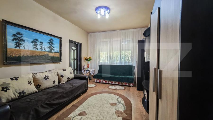 Apartament cu 2 camere,semidecomandat ,zona Rogerius - 1