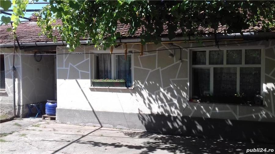 Casă cu 3 camere în Dobra