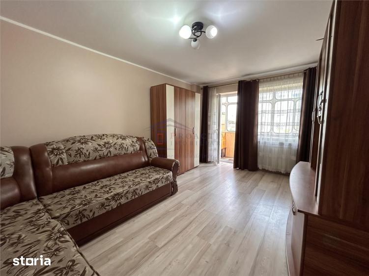 Apartament cu 3 camere în George Enescu