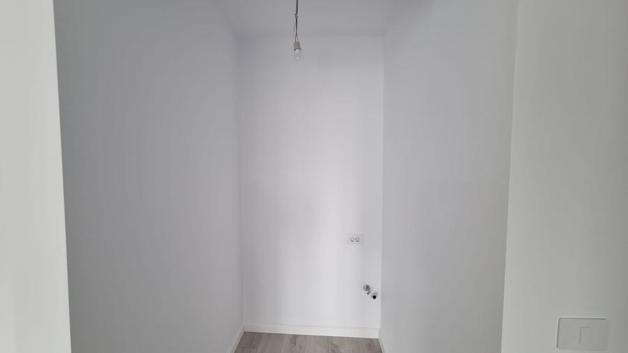 Apartament cu 2 camere semidecomandat în Vișan