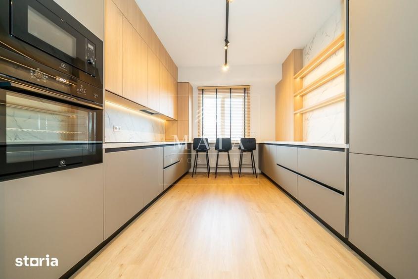 Apartament cu 3 camere decomandat în Sub Arini