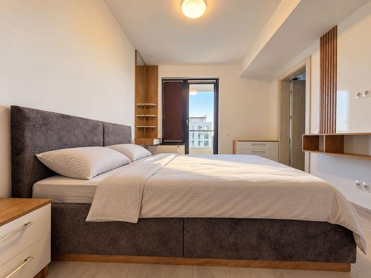 Apartament cu 3 camere decomandat, mobilat în Pipera