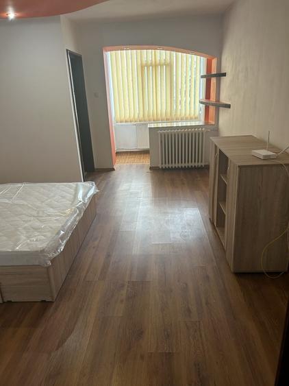 Garsonieră decomandată în Craiovei