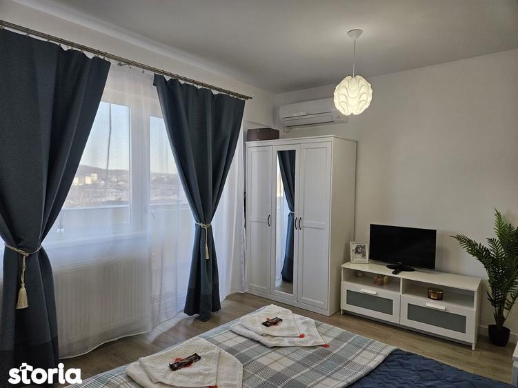 Garsonieră decomandată în Galata