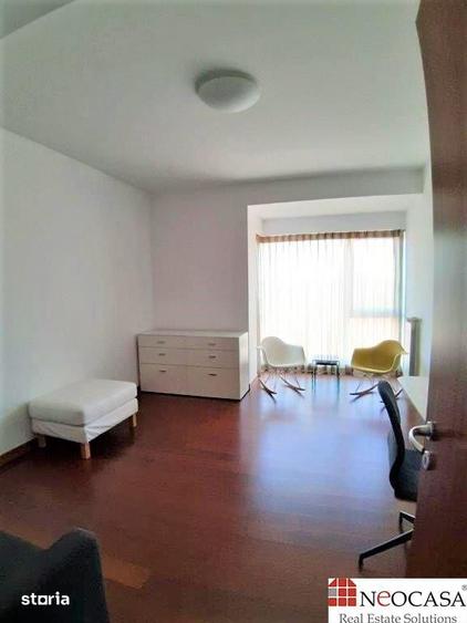Apartament cu 3 camere, mobilat în Aviatorilor