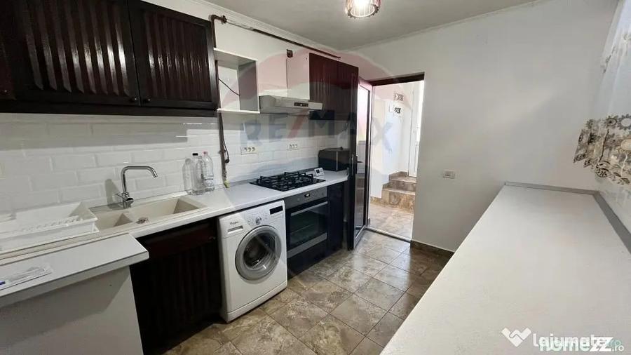Casă cu 3 camere cu Teren 300 Mp în Central