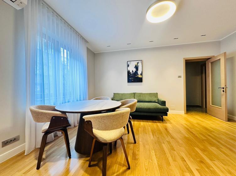 Apartament cu 3 camere semidecomandat, mobilat în Dorobanți