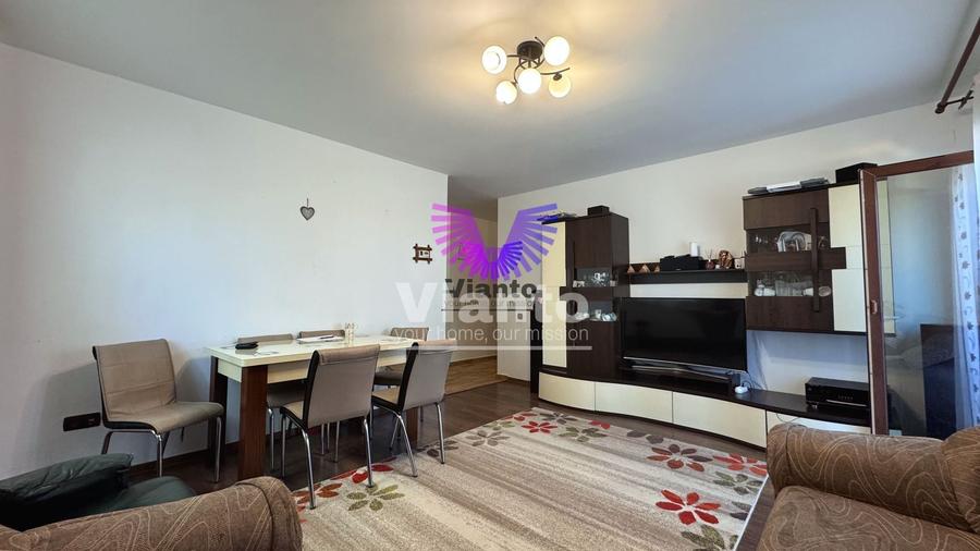 Apartament cu 3 camere decomandat, mobilat în Exterior Sud