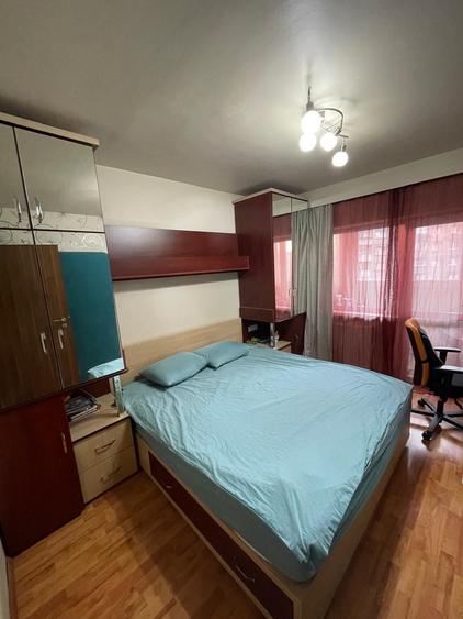 Apartament cu 3 camere decomandat în Mărăști