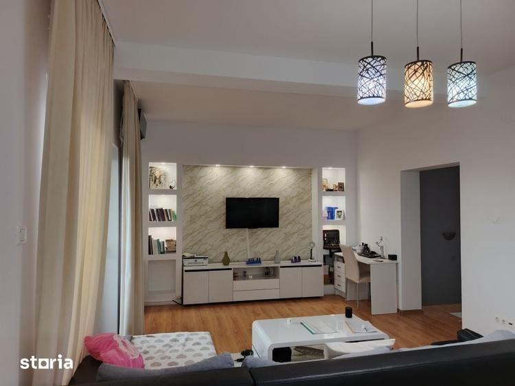 Apartament cu 3 camere decomandat în Sânandrei