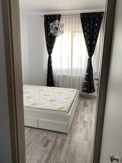Apartament cu 2 camere decomandat în Exterior Vest