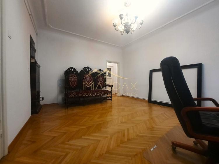 Apartament cu 5 camere decomandat, mobilat în Dorobanți