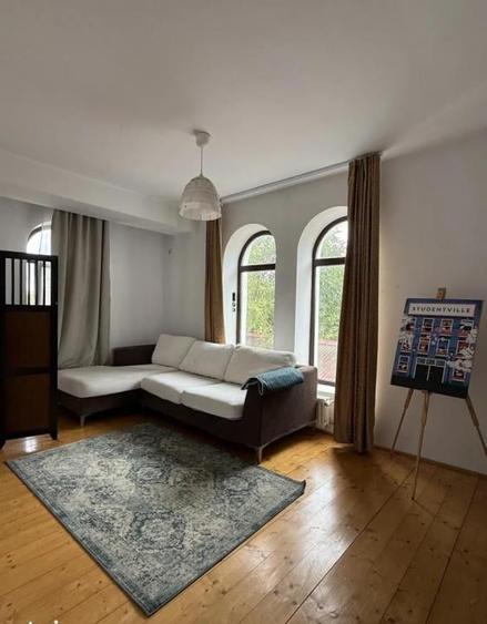 Casă cu 6 camere cu Teren 850 Mp în Snagov