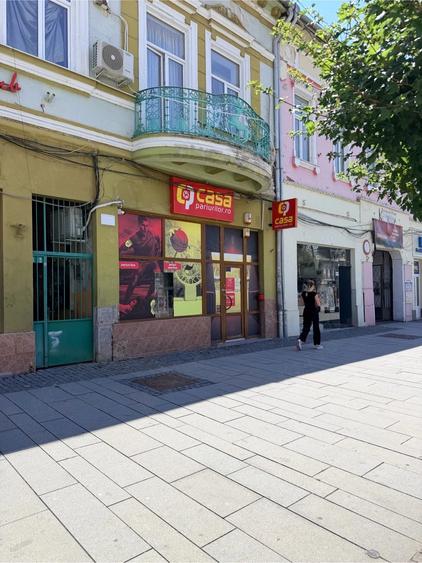 Spațiu comercial, de 78 mp, în Central