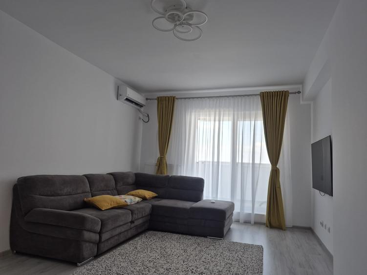Apartament cu 2 camere decomandat în Theodor Pallady